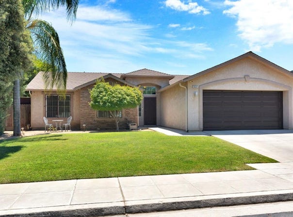 5627 W Hedges, Fresno, CA 93722