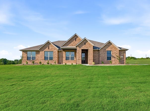 120 Park Hurst Drive, Boyd, TX 76023