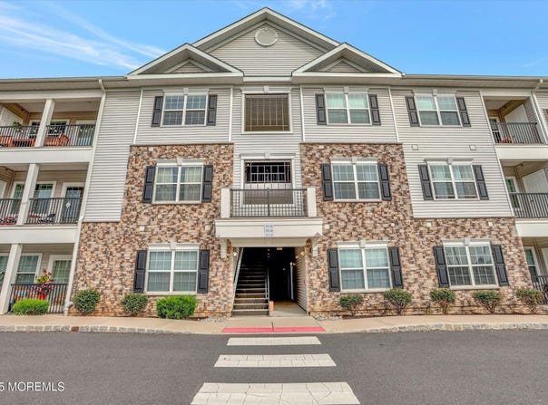 1111 Vanderbergh Boulevard, Monroe, NJ 08831