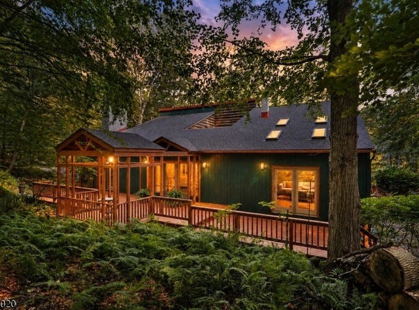 5 Apgar Way, Tewksbury Twp., NJ 08833-4404