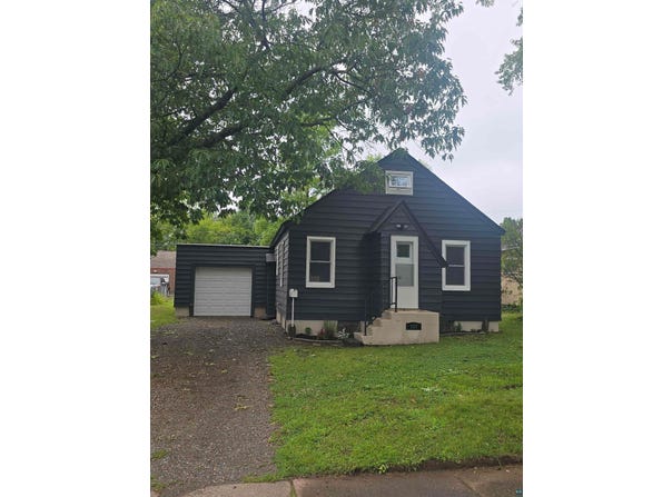 337 21st St, Cloquet, MN 55720
