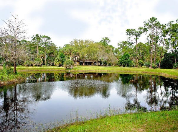 2833 F Road, Loxahatchee Groves, FL 33470
