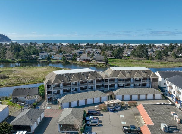 1108 S HOLLADAY Dr, Seaside, OR 97138