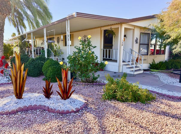 652 S Ellsworth Road, Mesa, AZ 85208