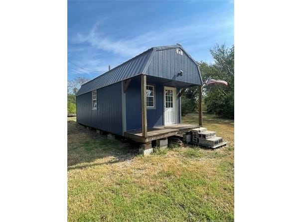 199 Delaware Avenue, Ramona, OK 74061