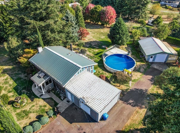 16700 SE BEL AIR Dr, Damascus, OR 97089