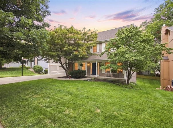 7907 NW 76th Terrace, Kansas City, MO 64152