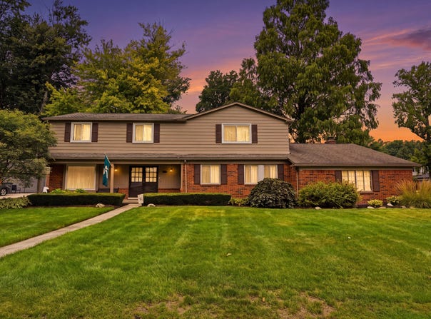 16759 Timberview Drive, Clinton Twp, MI 48036