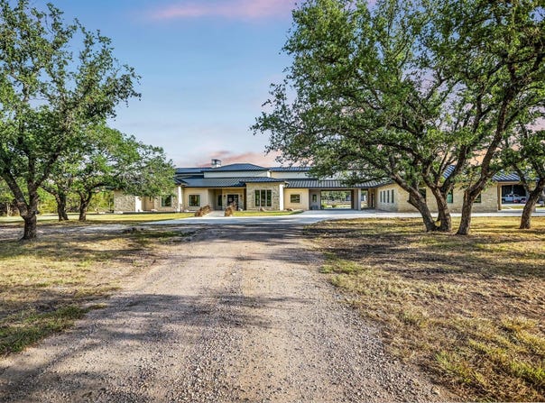 1295 Park Rd 4, Burnet, TX 78611