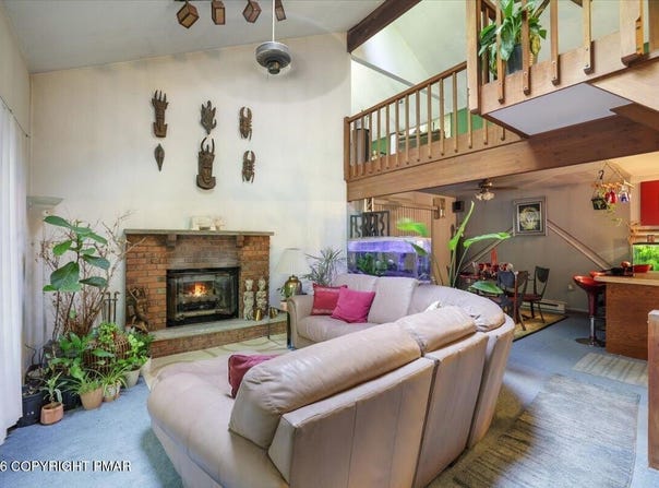 158 Saunders Drive, Bushkill, PA 18324
