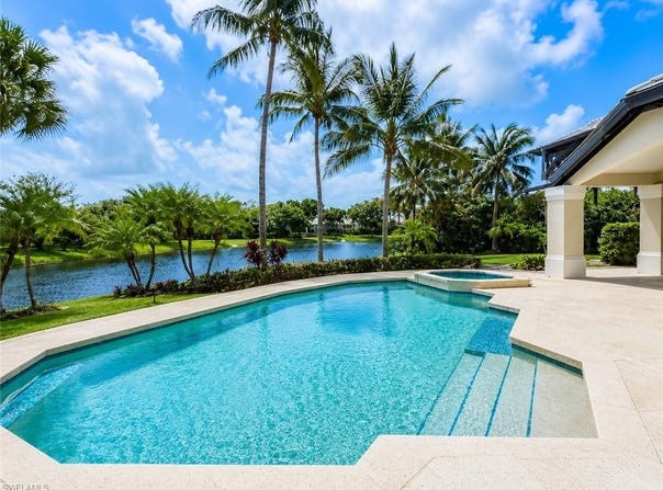 695 Ardmore Ln, NAPLES, FL 34108