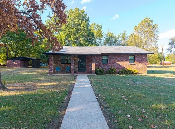 506 W 3rd ST, Hartford, AR 72938