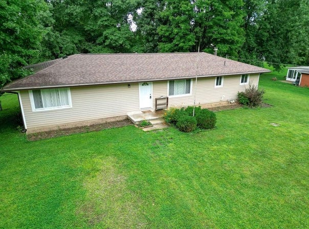 14207 Eldon Drive, Mount Vernon, OH 43050