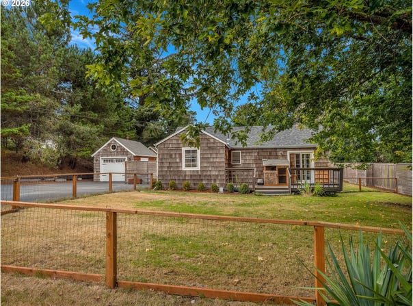 90481 CLARK Rd, Warrenton, OR 97146