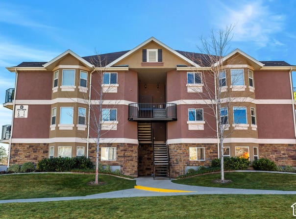 3842 S CLARE Dr, West Valley City, UT 84119