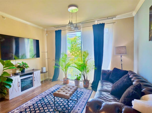 330 Las Colinas Boulevard E, Irving, TX 75039