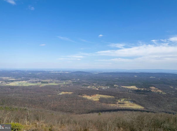 951 BOBCAT TRL, WINCHESTER, VA 22602
