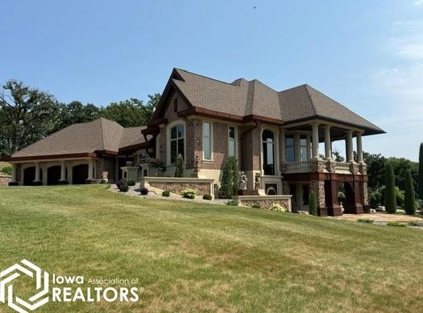 317 E 18 Highway, Algona, IA 50511