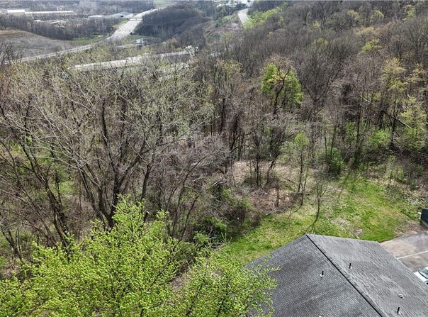 Locust Hill Dr, Harmar, PA 15024