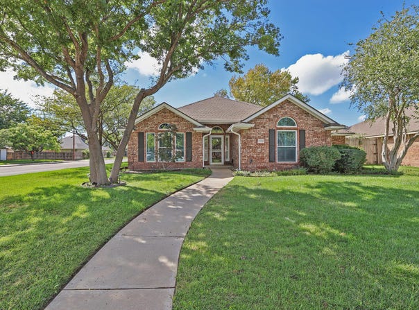 5722 ANDOVER Drive, Amarillo, TX 79109-7426