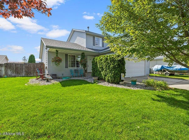1241 E MESQUITE Ct, Post Falls, ID 83854