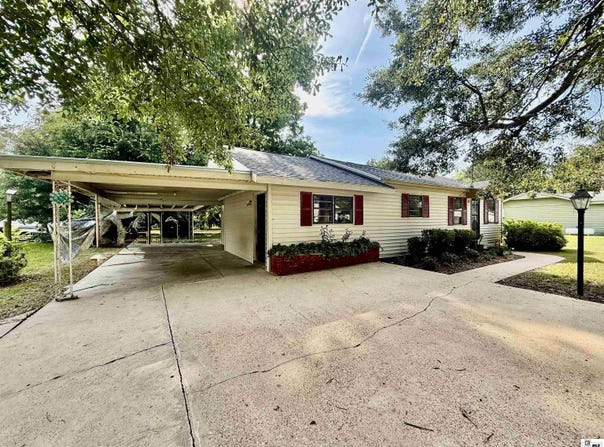 248 BURNETT STREET, Gilbert, LA 71336