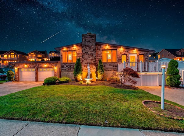 429 W Shore Dr, Brigantine, NJ 08203-1234