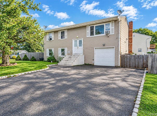 83 Pine Tree Drive, Shirley, NY 11967