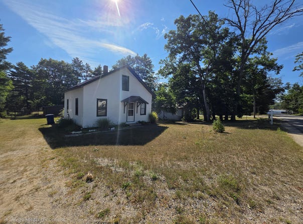 530 Cherry Street, Baldwin, MI 49304