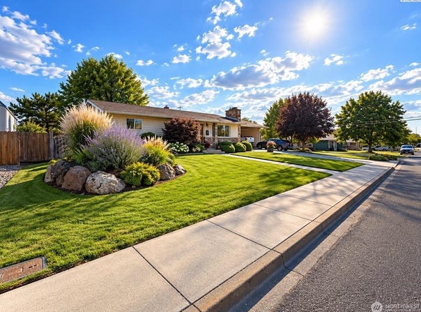 808 E Oak St, Othello, WA 99344