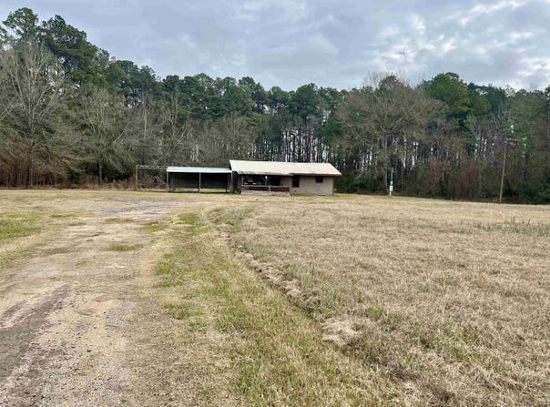 6815 FM 31 S, Carthage, TX 75633