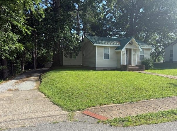 89 Jordan Ave, MCKENZIE, TN 38201
