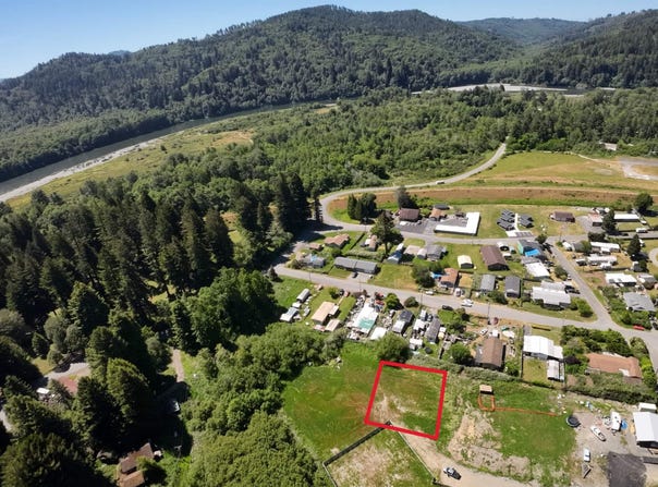 141-140-048-000 Huckleberry Road, Klamath, CA 95548