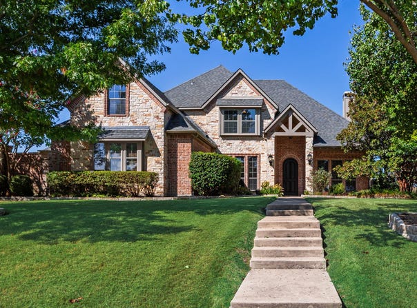 148 Stoneleigh Drive, Heath, TX 75032