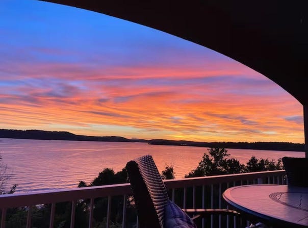 700 Emerald Point Drive, Hollister, MO 65672