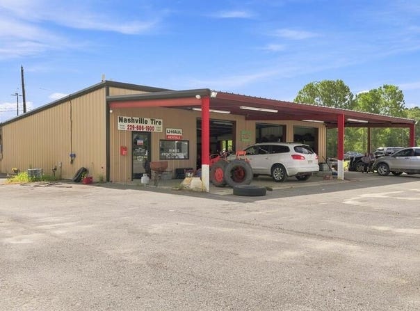 730 S Davis, Nashville, GA 31639