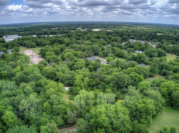 Sycamore Street, Commerce, TX 75428