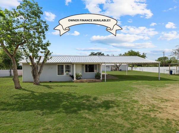 13950 Ih 35, Moore, TX 78057