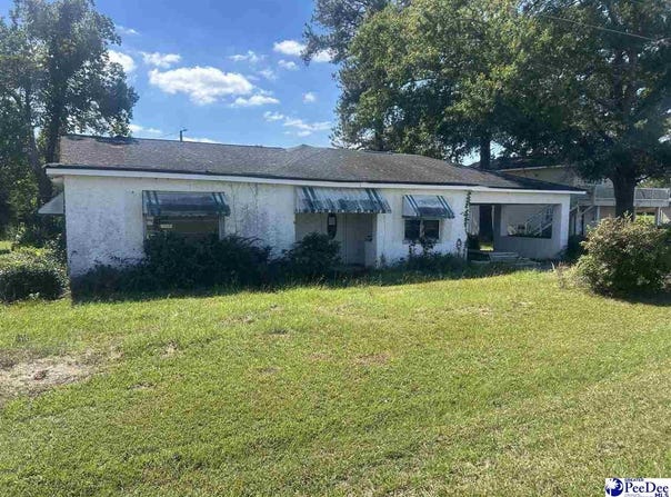 1013 Williams Dr., Darlington, SC 29532-5062