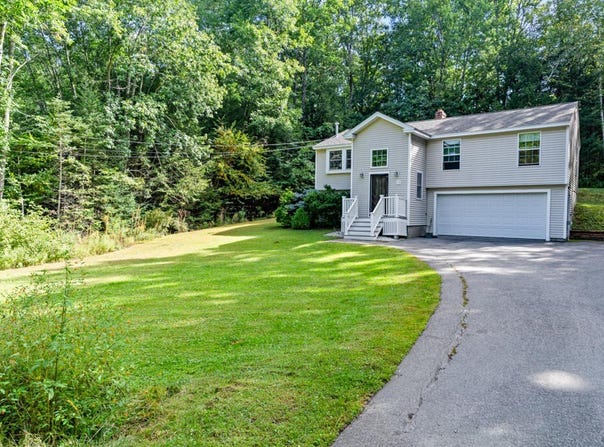 14 Sabatus Lane, Windham, ME 04062