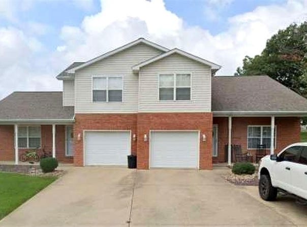 205 Walnut Street, Bartelso, IL 62218