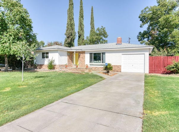 53 N Dewitt Avenue, Clovis, CA 93612