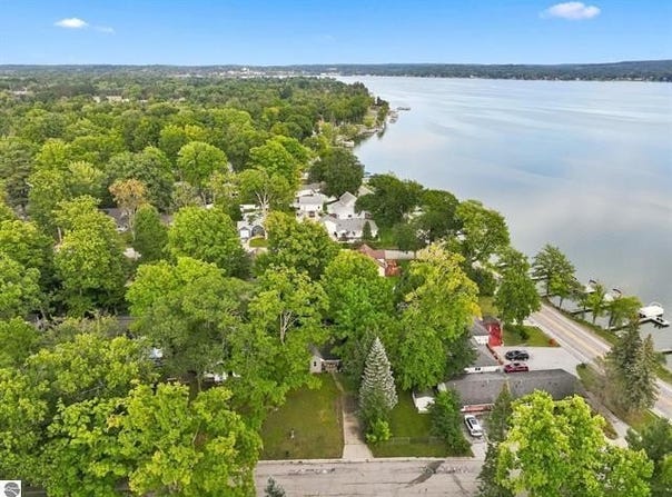 116 HURON PLACE, CADILLAC, MI 49601