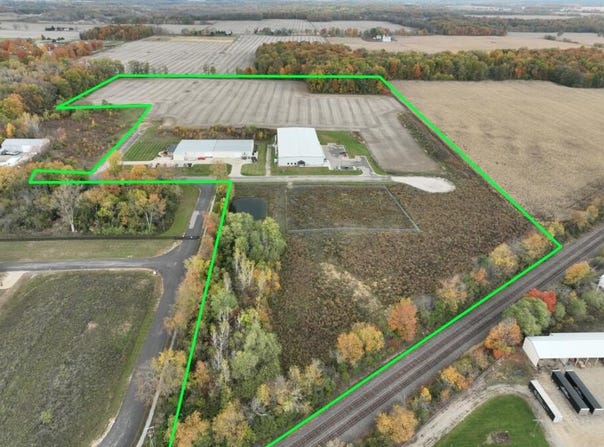 870 Labar Drive, Cassopolis, MI 49031