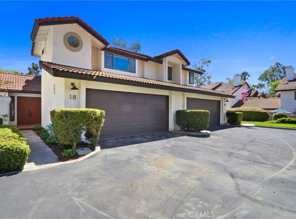 18 Clover Hill Lane, Laguna Hills, CA 92653
