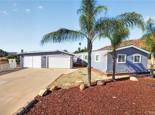 28395 Connecticut Dr, Menifee, CA 92587