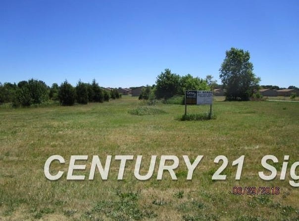 Pierson Road, Flushing, MI 48433