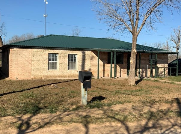 902 Moore Rd, Big Spring, TX 79720