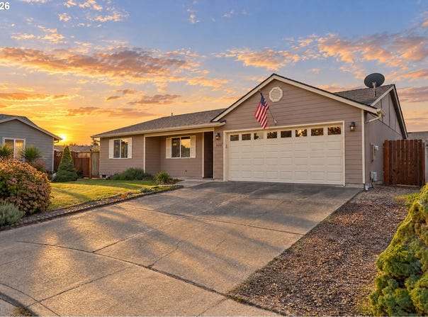 4656 CHERRYBUD Ct, Salem, OR 97317