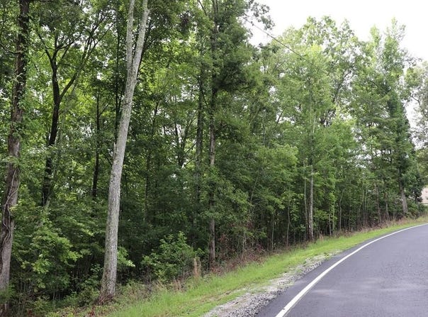 Moonlight Bay Dr, Sparta, TN 38583